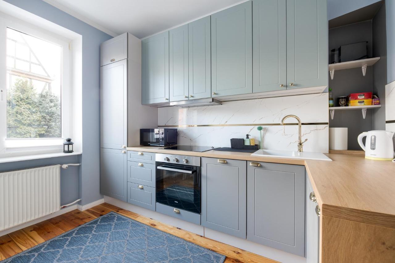 Radunia Z Parkingiem Przy Dworcu Apartment